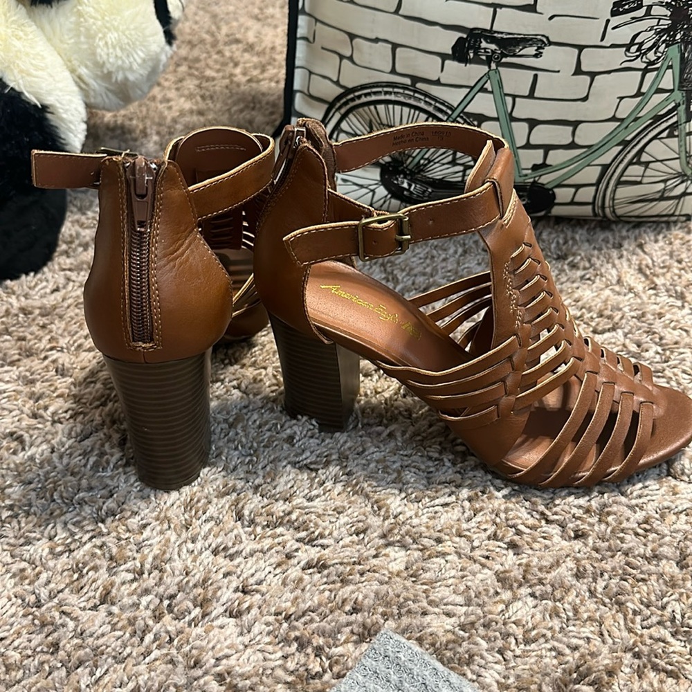 American Eagle Brown 3.5 inch heel